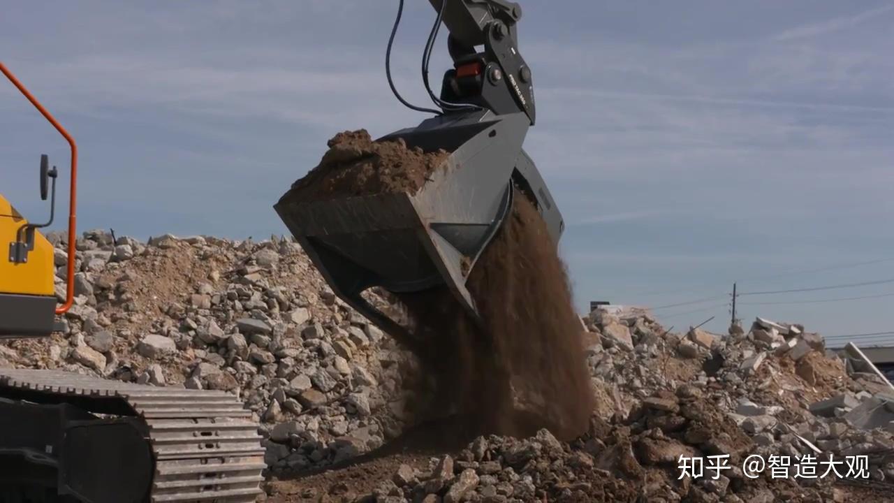 这样也行？（挖掘机旋转筛分斗视频）挖掘机筛沙斗，(图5)
