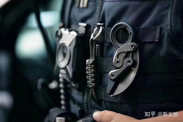 爪刀从猫科动物爪子吸取灵感的异形刀具