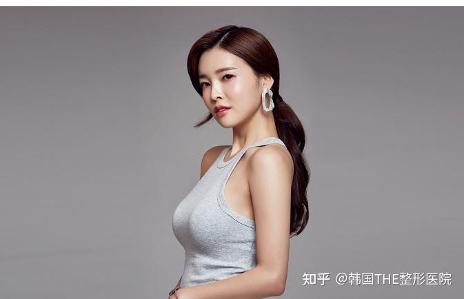 67哪些人适合做水滴型假体皮肤弹性好的人适合做圆型假体,圆型假体
