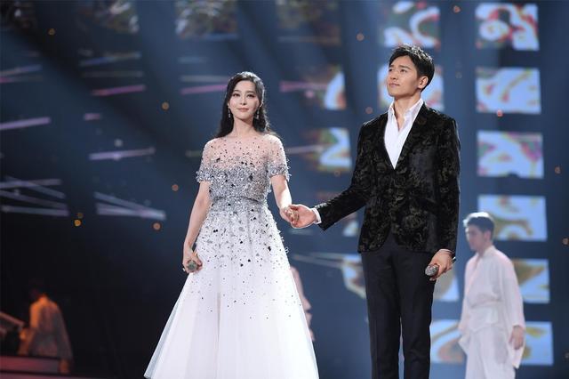 第四的范冰冰(上海),第八的刘涛(江苏),第九的吴亦凡(江苏),第十一的