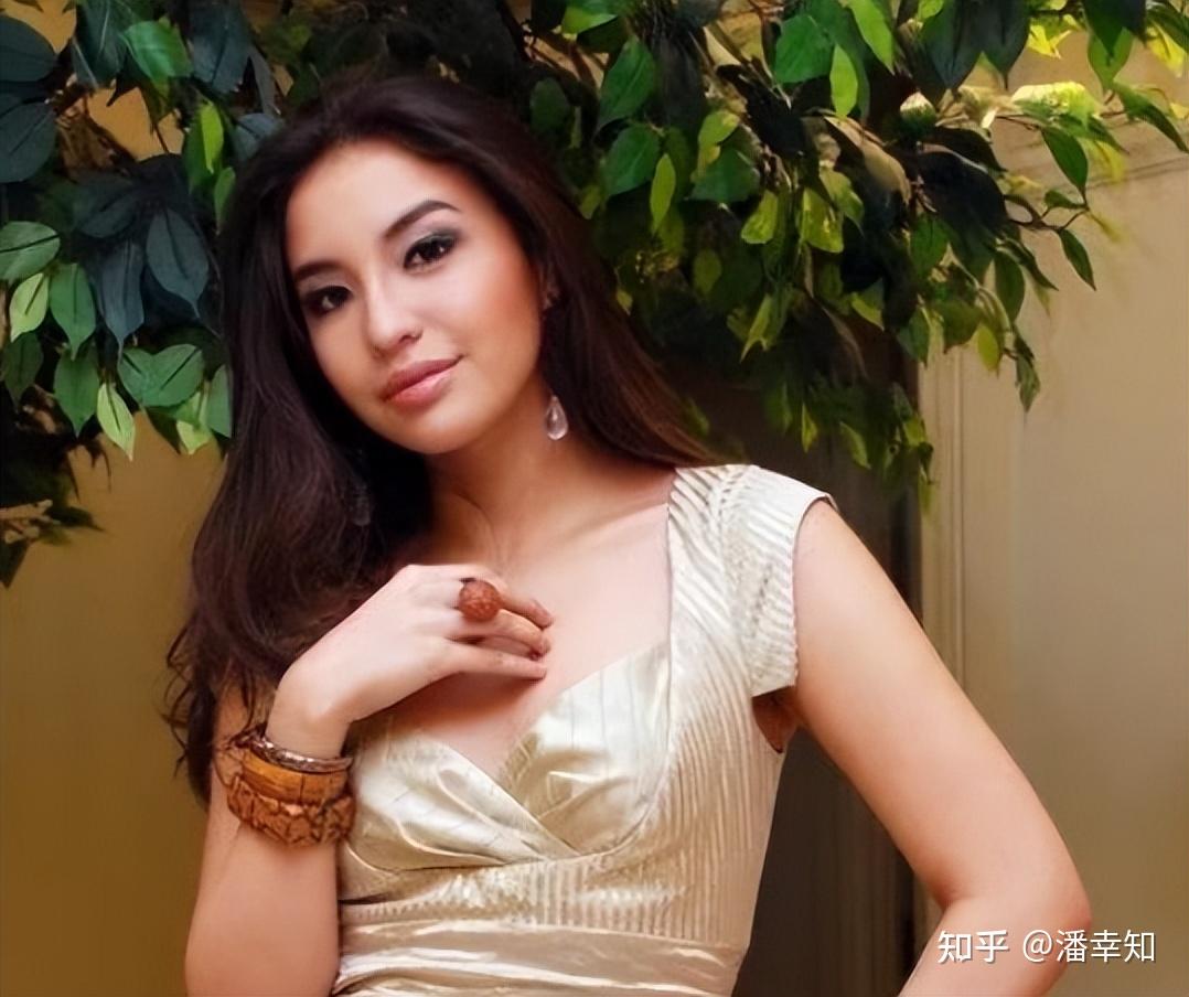 14岁成印尼名模，16岁被母亲卖入王室沦为身体奴隶，如今她怎样了- 知乎