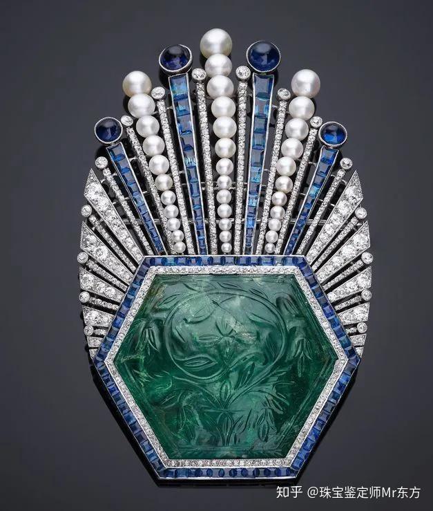 这件作品为卡地亚日后镶嵌泰姬陵祖母绿提供了灵感.