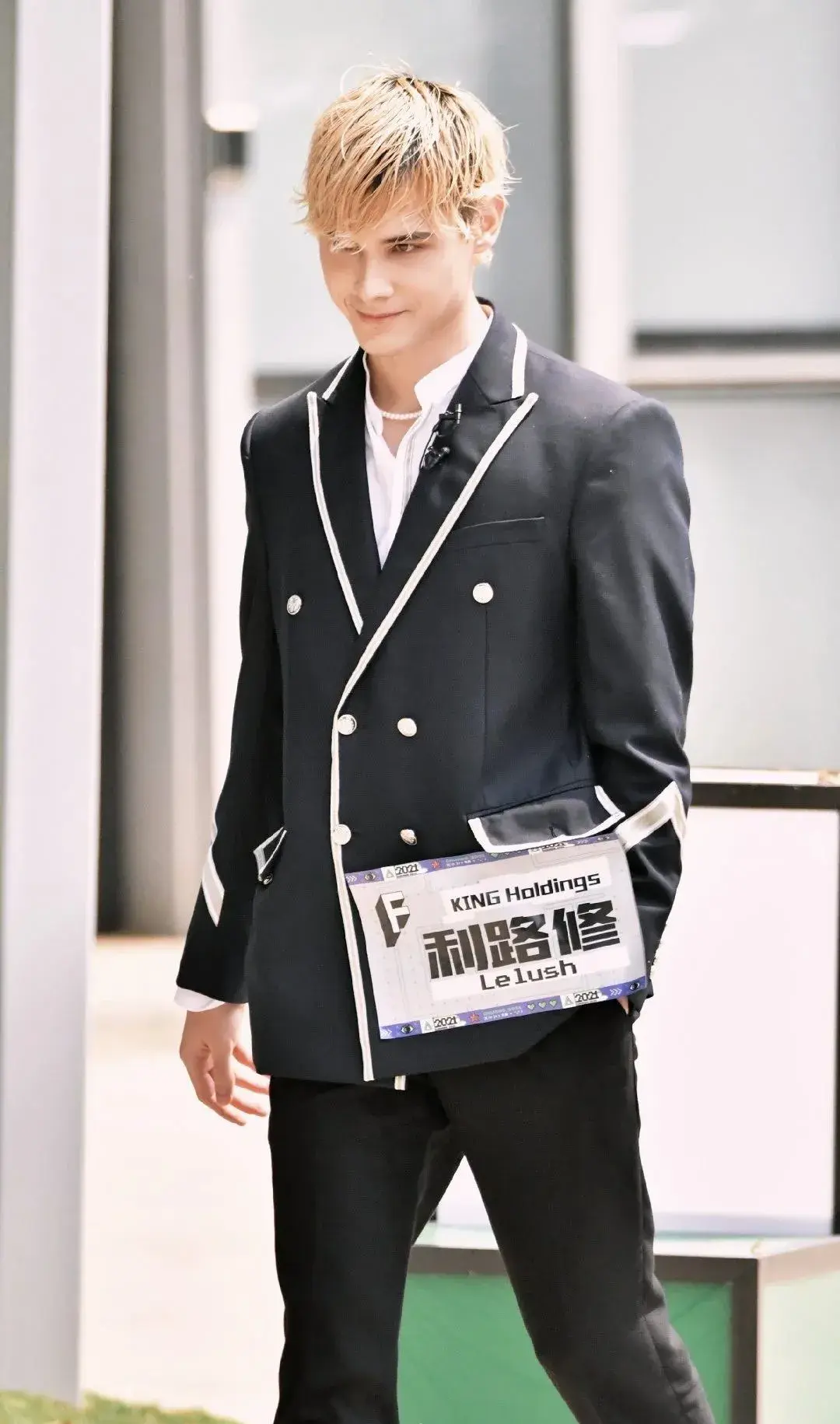 独家专访利路修经纪人他不是没有梦想只是不想红