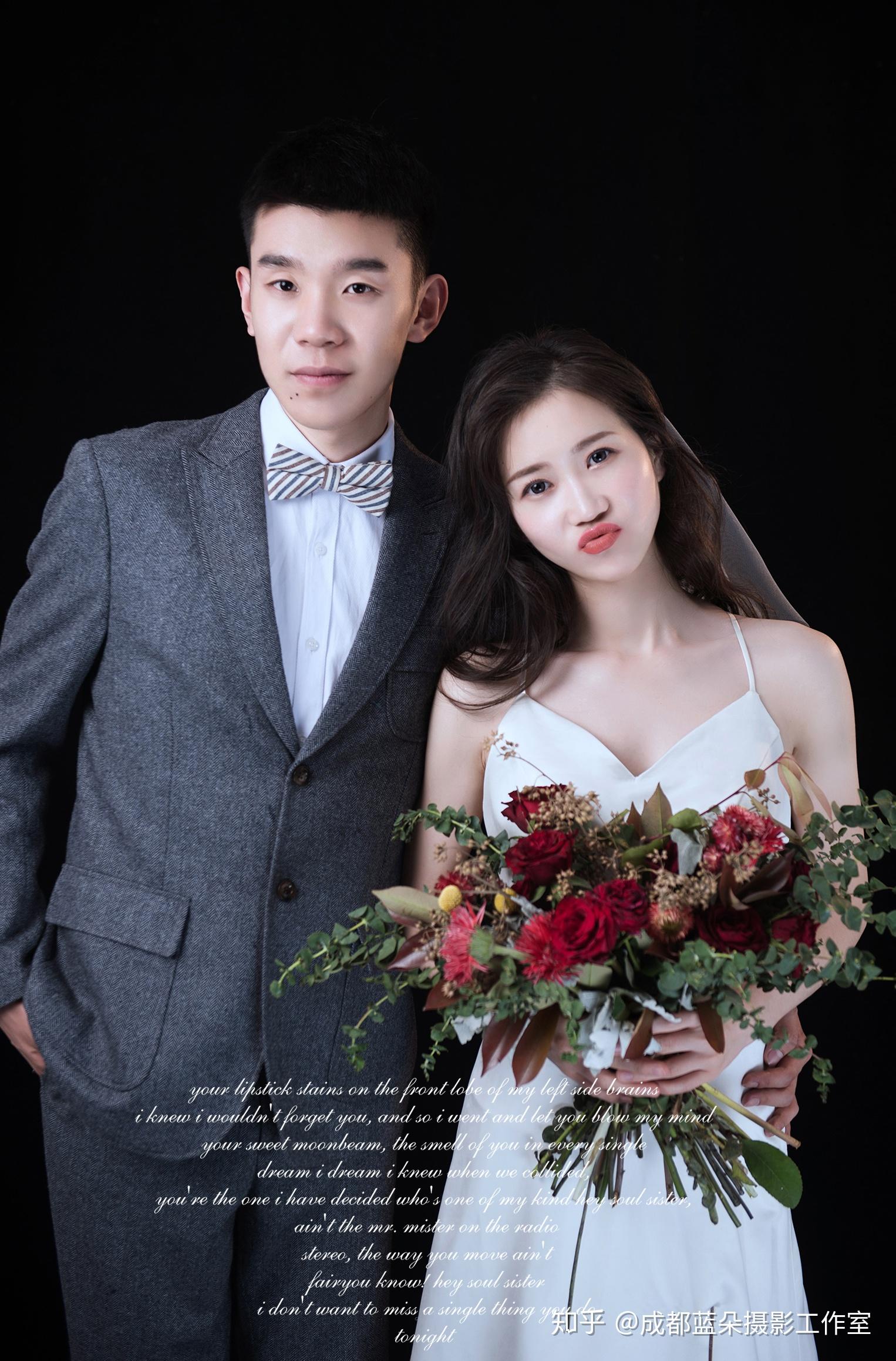 婚纱照的一种拍摄风格,也是找寻人像本身的美感,用镜头记录最美的自己
