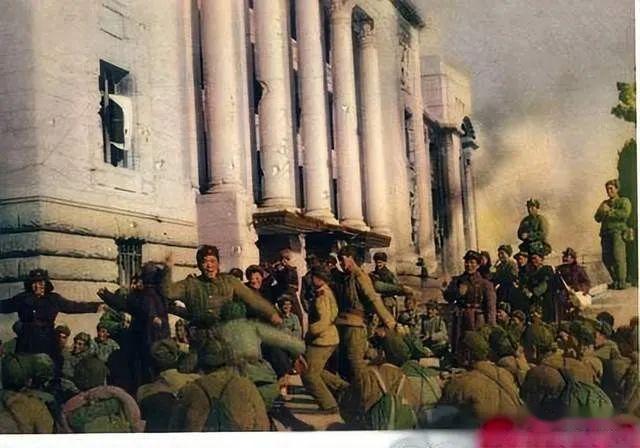 中国人民志愿军攻克汉城辉煌瞬间 - 知乎