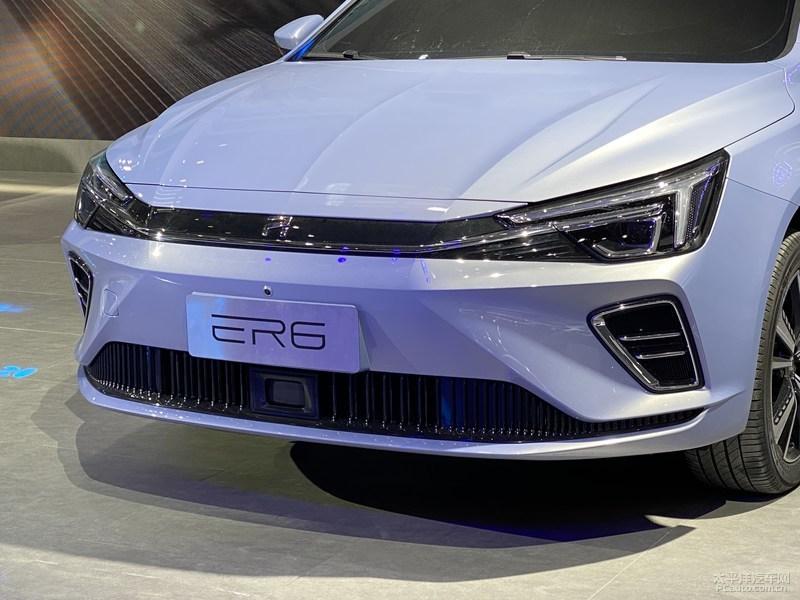 2020粤港澳车展:荣威er6发布