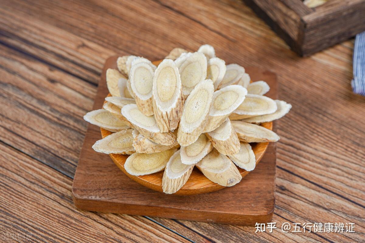 用两味药气血双补气生血血养气气血共生还得看当归补血汤