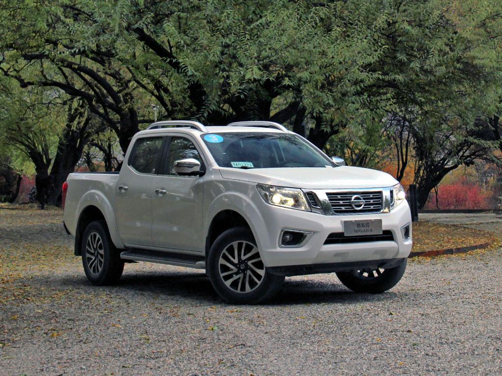 拉人载物两不误,还能户外撒撒野,试驾日产纳瓦拉at版