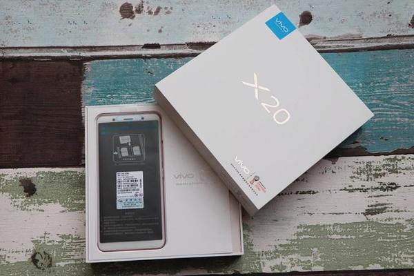 一见倾心vivox20全面屏手机上手体验之开箱篇