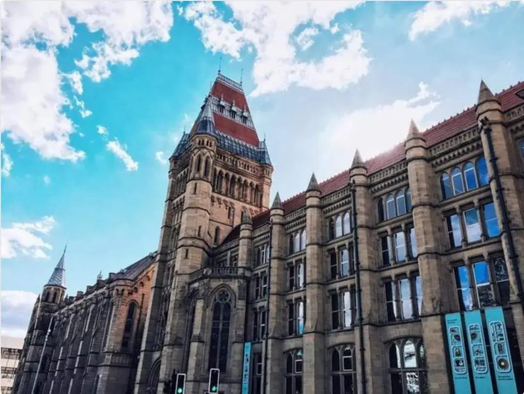 曼彻斯特大学世界排名_曼彻斯特大学(2)