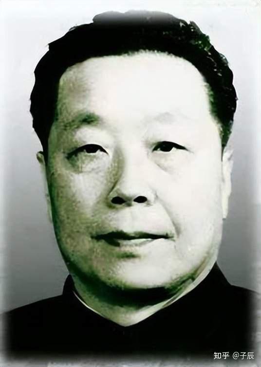 他是王洪文的死党,曾担任教育部副部长,1977年被开除党籍 - 知乎