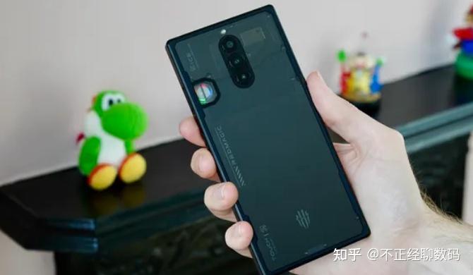 6000mah 鸡血版骁龙8芯片:便宜的不像电竞游戏手机