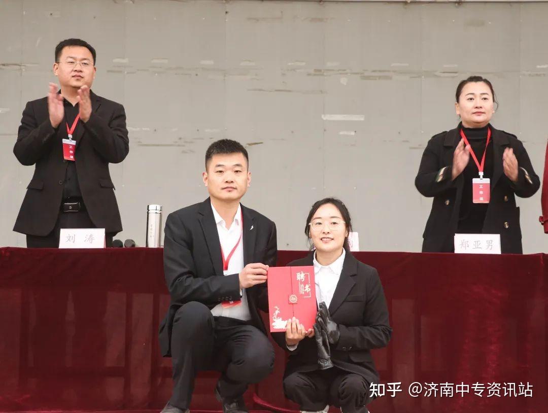 逆风振翅造炬成阳吴亚南老师山东黄河水利学校励志报告大会顺利召开