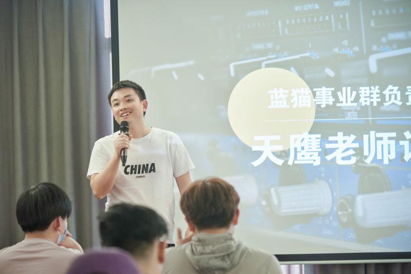 知声教育荣耀两载,双师课堂重磅来袭 - 知乎