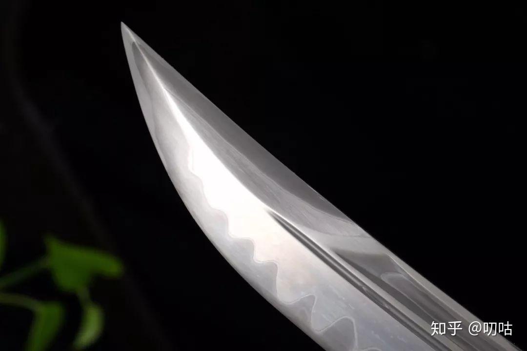 夹钢锻造的精品短刀——五枚合小清刀- 知乎