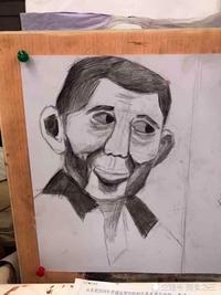 明明同一个模特,美术生画法千奇百怪,每张都写满了"我恨美术"