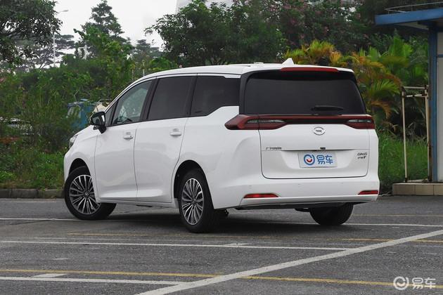 带联屏的七座mpv广汽传祺gm6正式上市售价10981598万元