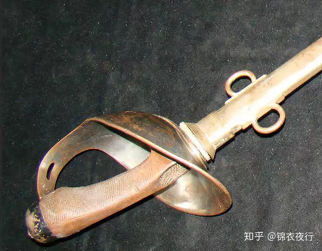 不开刃就能对步兵一击必杀!实战解析英军最后一款骑兵刀 - 知乎