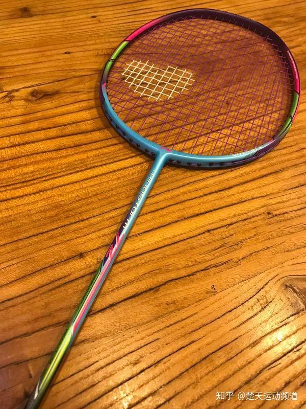 李宁ws72评测为女性球友量身打造的一款球拍