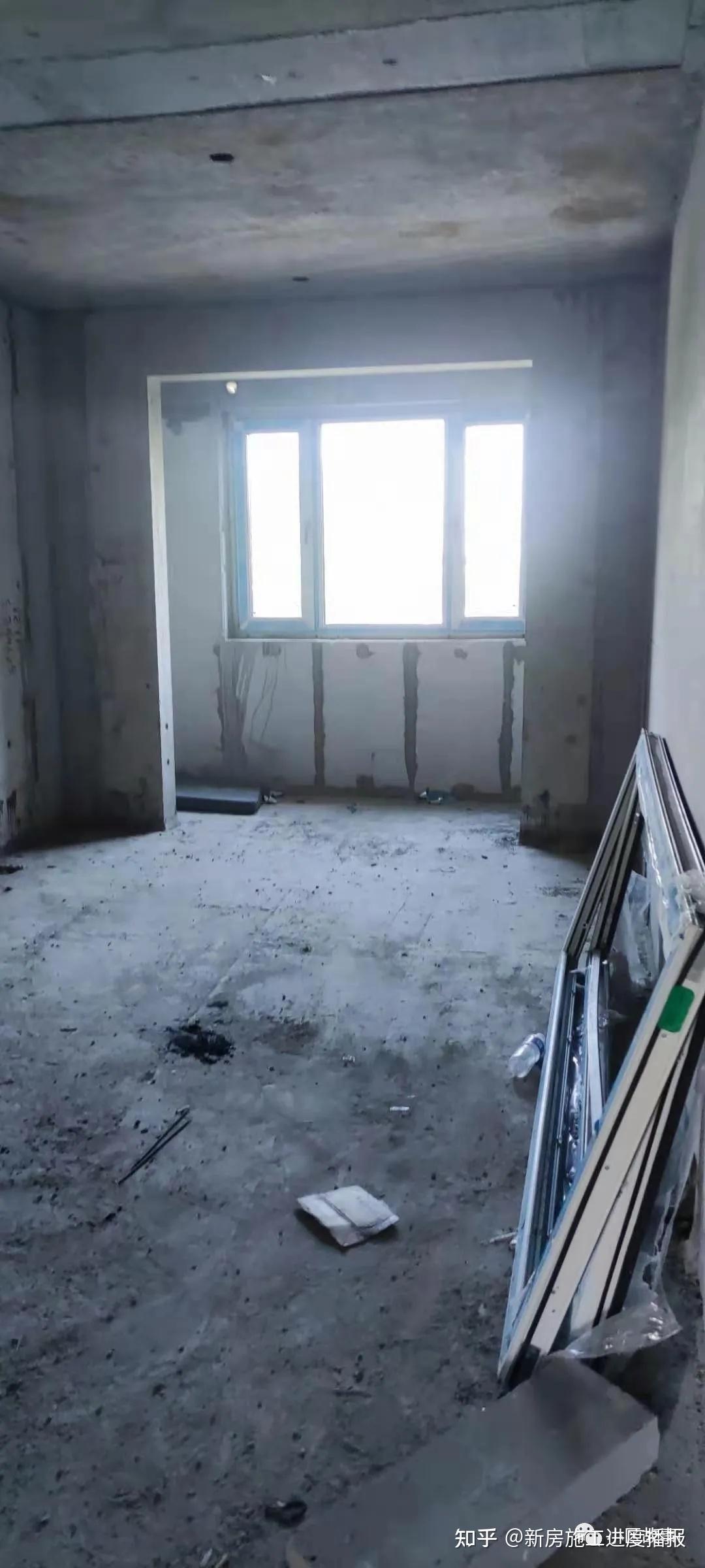 园区北侧平层内室内施工现场以上就是管家从海晏春秋小区带回来的现场