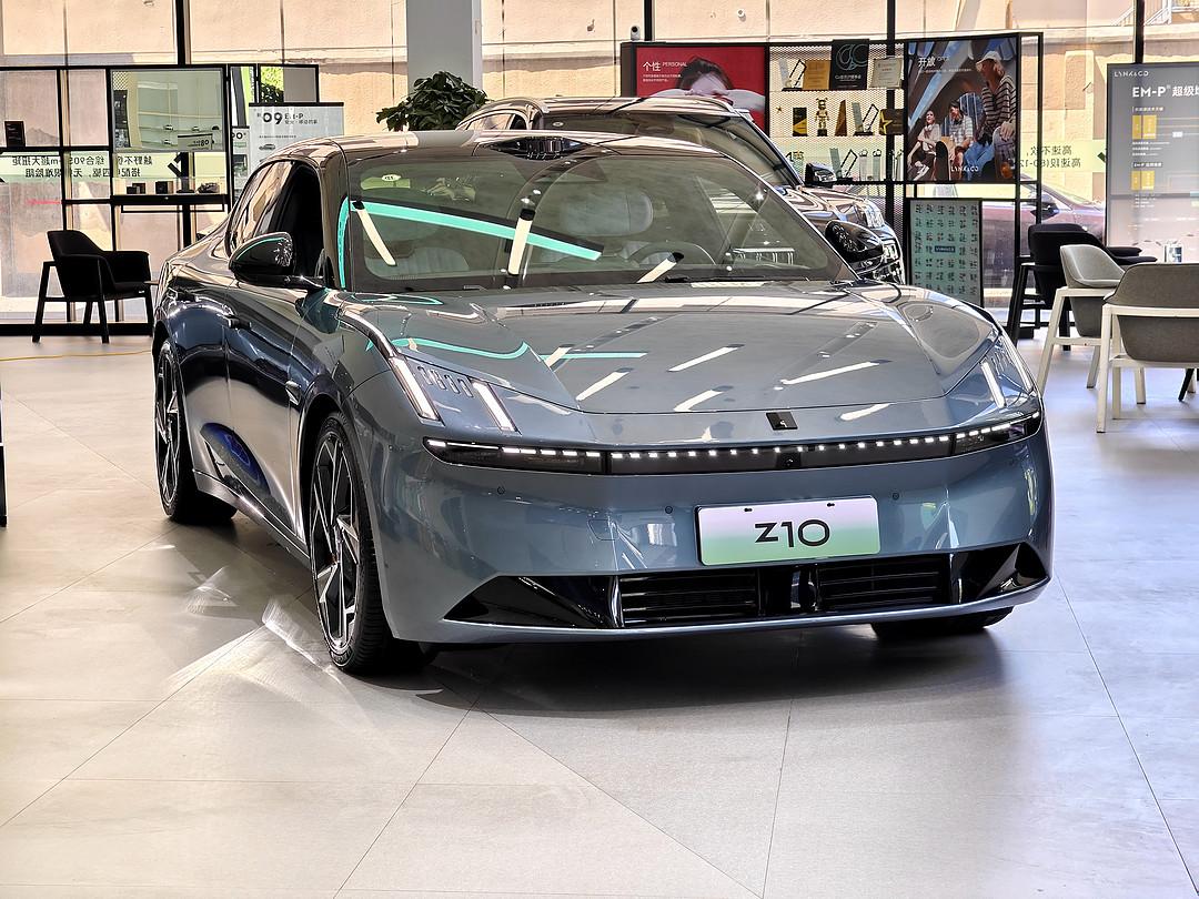 纯电旗舰大轿跑 领克z10到店实拍