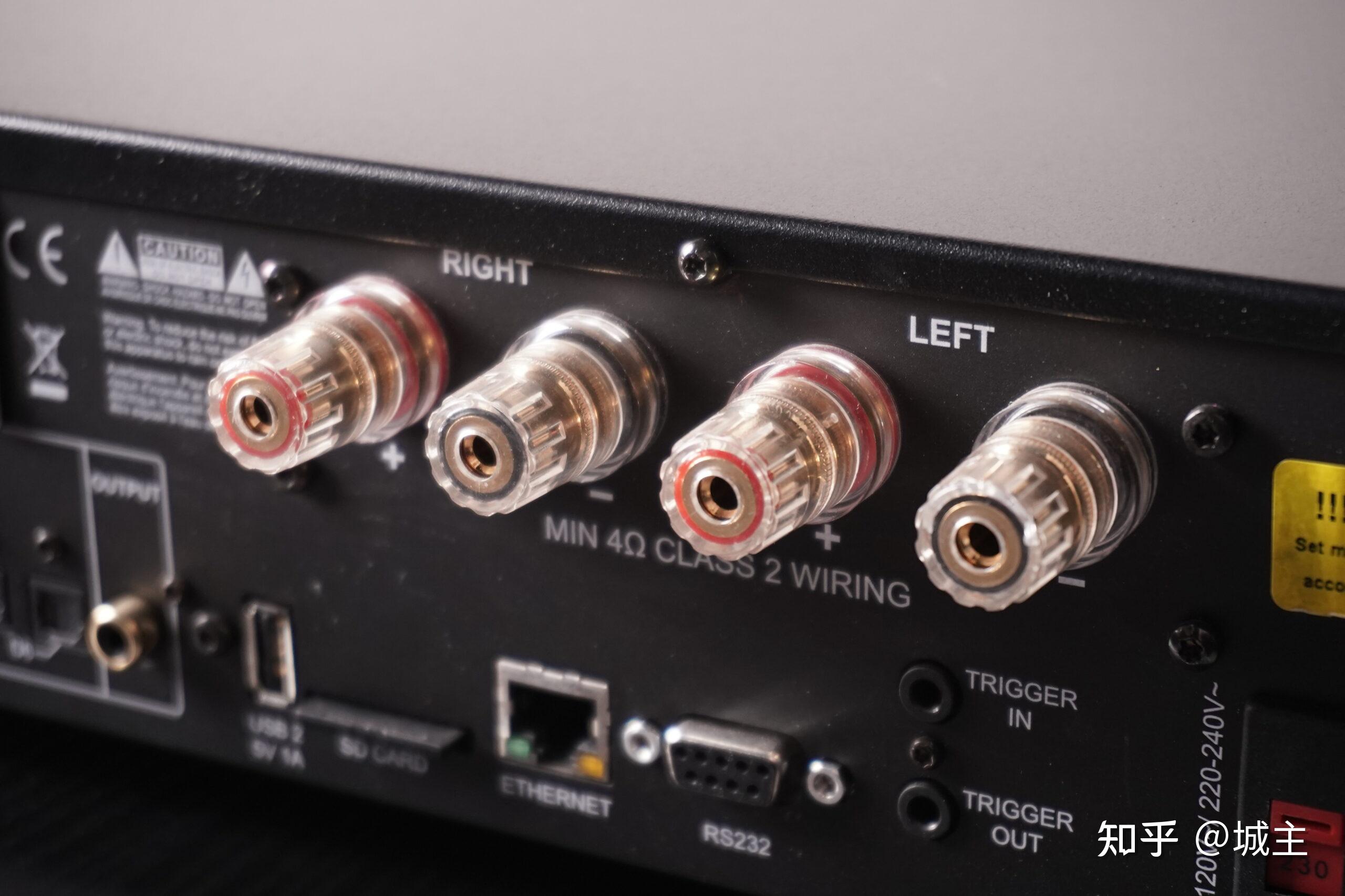 作为一台合并式功放,tdai-3400具备丰富的接口端子:rca,xlr,耳机口