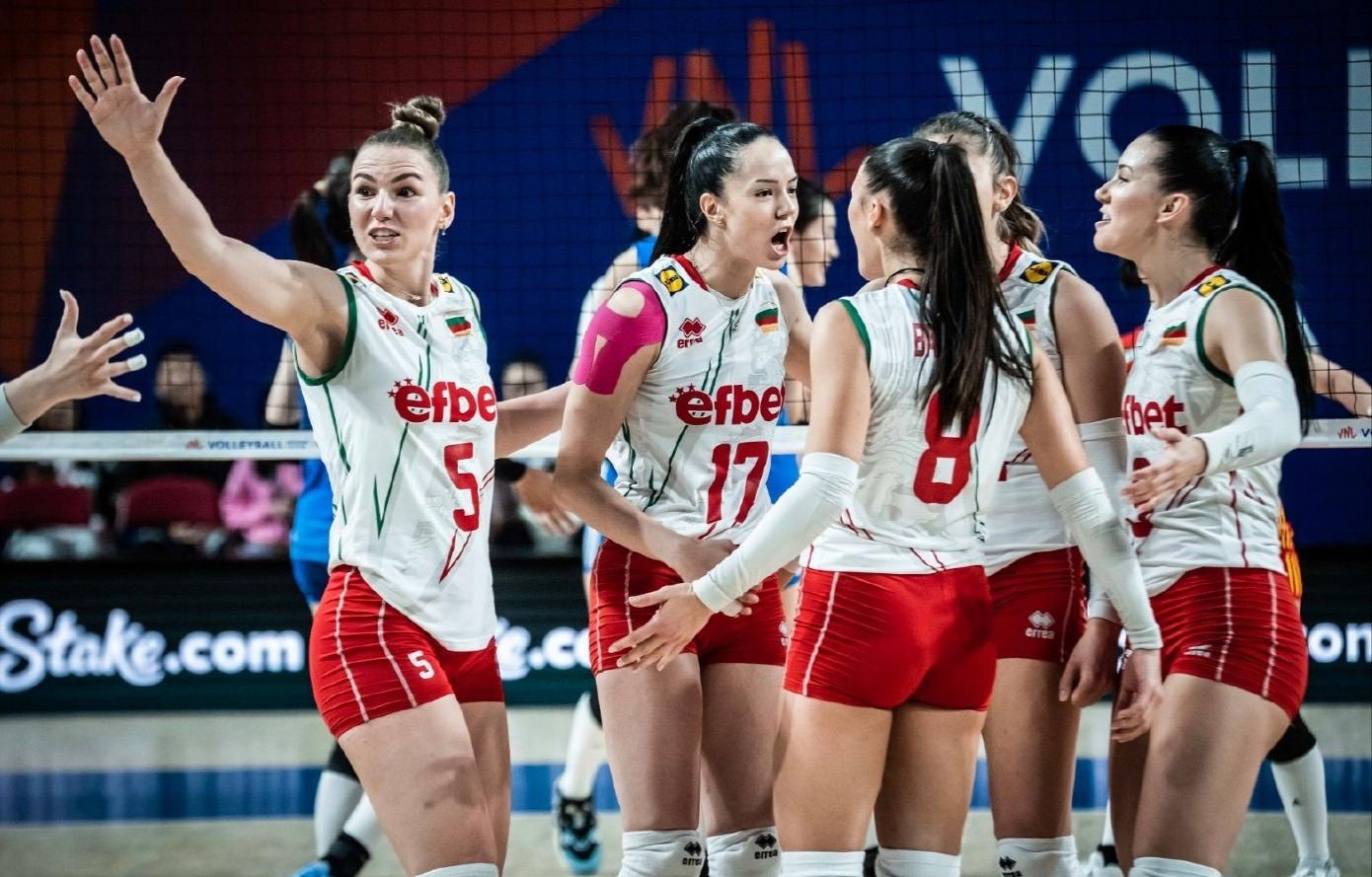 中国女排对阵保加利亚女排球员数据给中国女排球员表现打分