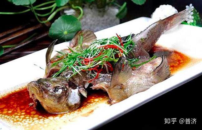 桂花鱼是学名,信阳叫季花鱼,更多的地方叫鳜鱼,譬如安徽名菜"臭鳜鱼".