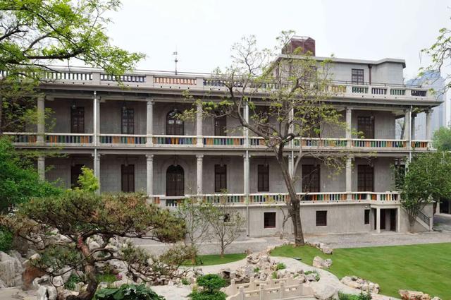 天津庆王府,其实一开始是清末太监总管小德张的宅子.