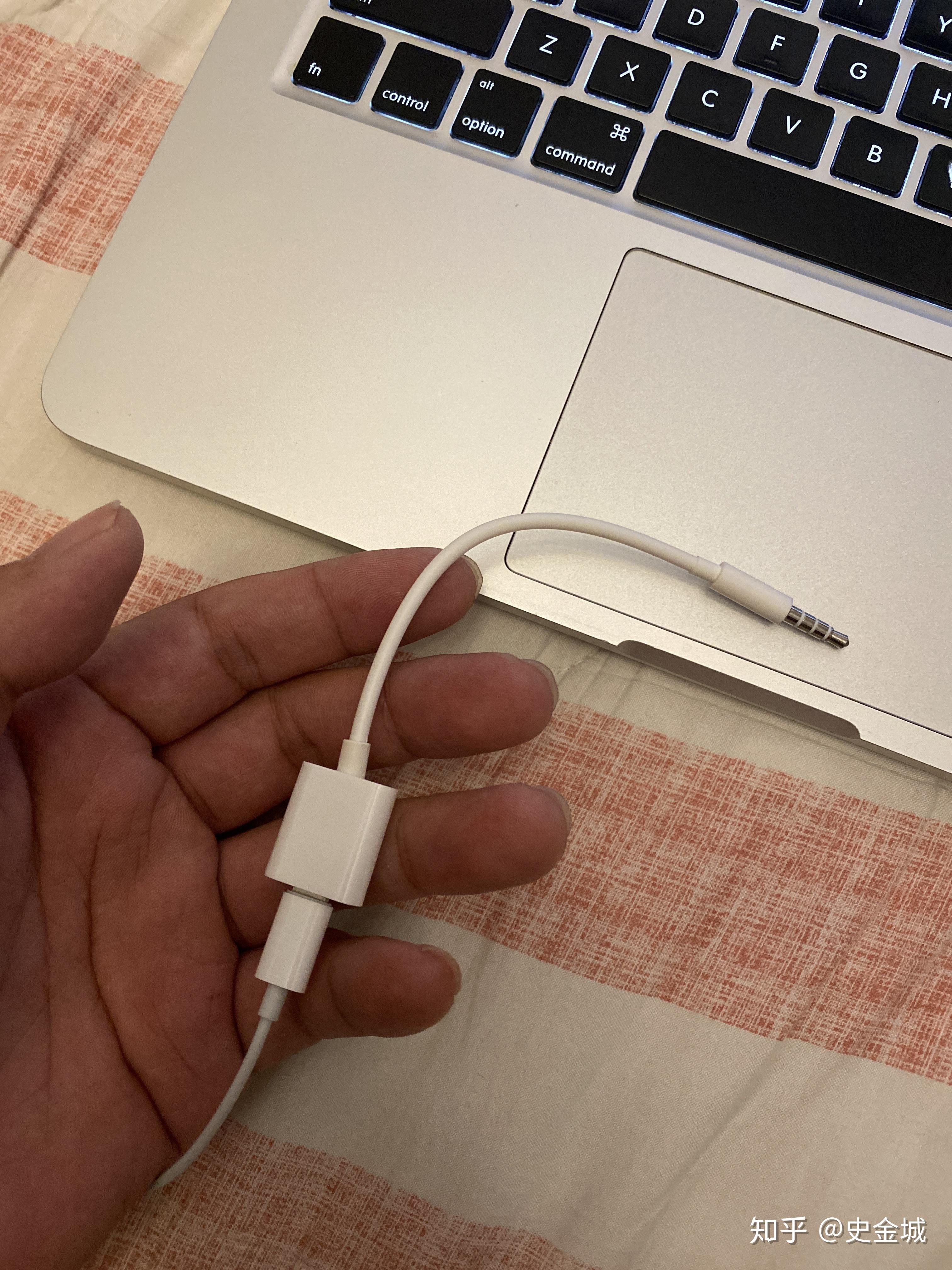 苹果闪电头转3.5耳机插孔,有这种转换头吗? - 知乎