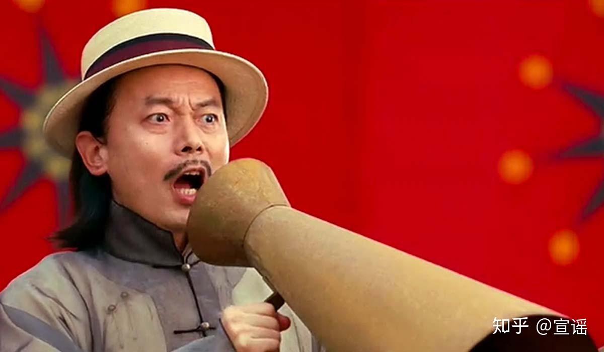 葛大爷那半头会演戏的头发啊