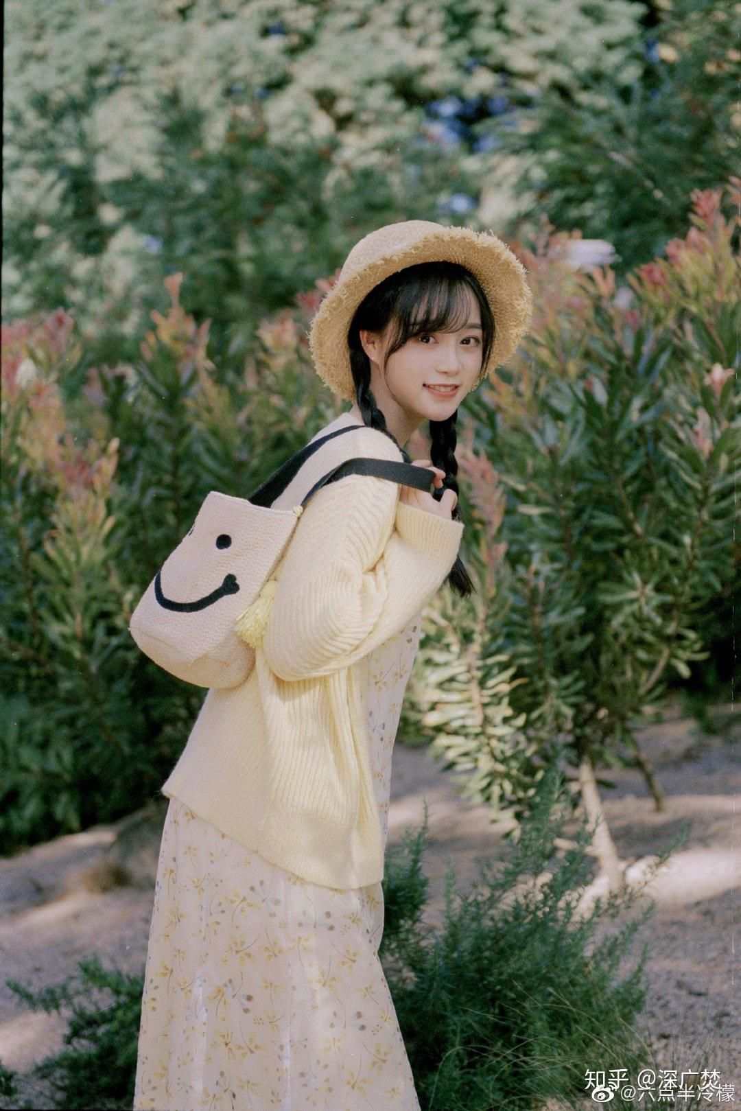 如何评价陈翔六点半签约艺人冷檬