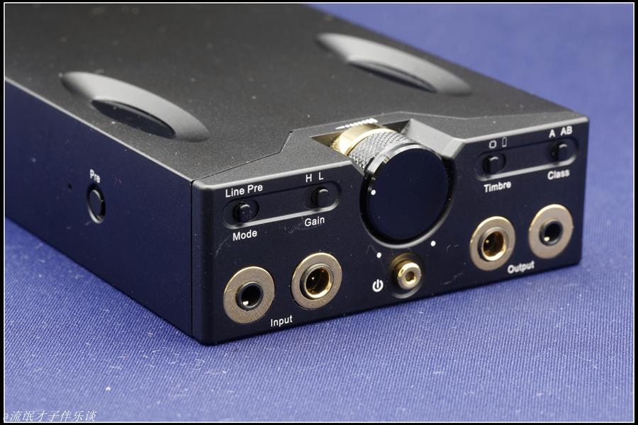 这个其实也是我第一次看到cayin凯音c9耳放实物时候的印象.