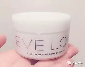 红血丝皮肤适合用什么卸妆产品?