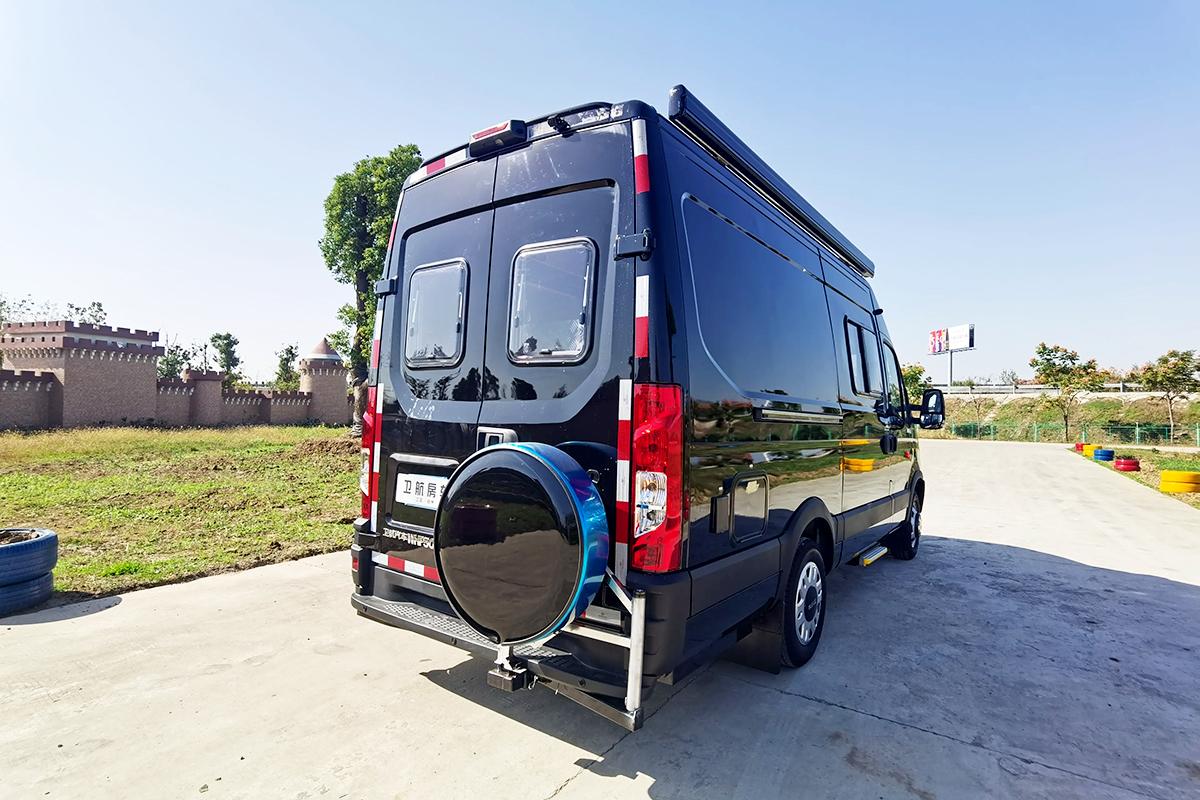 依维柯b型隐藏哪些技能卫航k590客户定制款房车