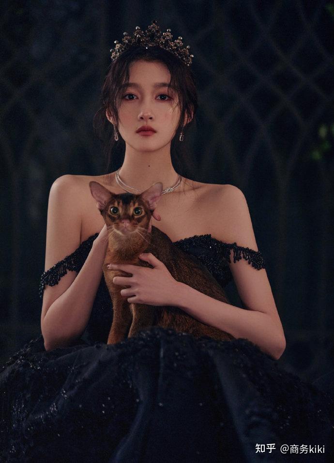 美丽格格关晓彤