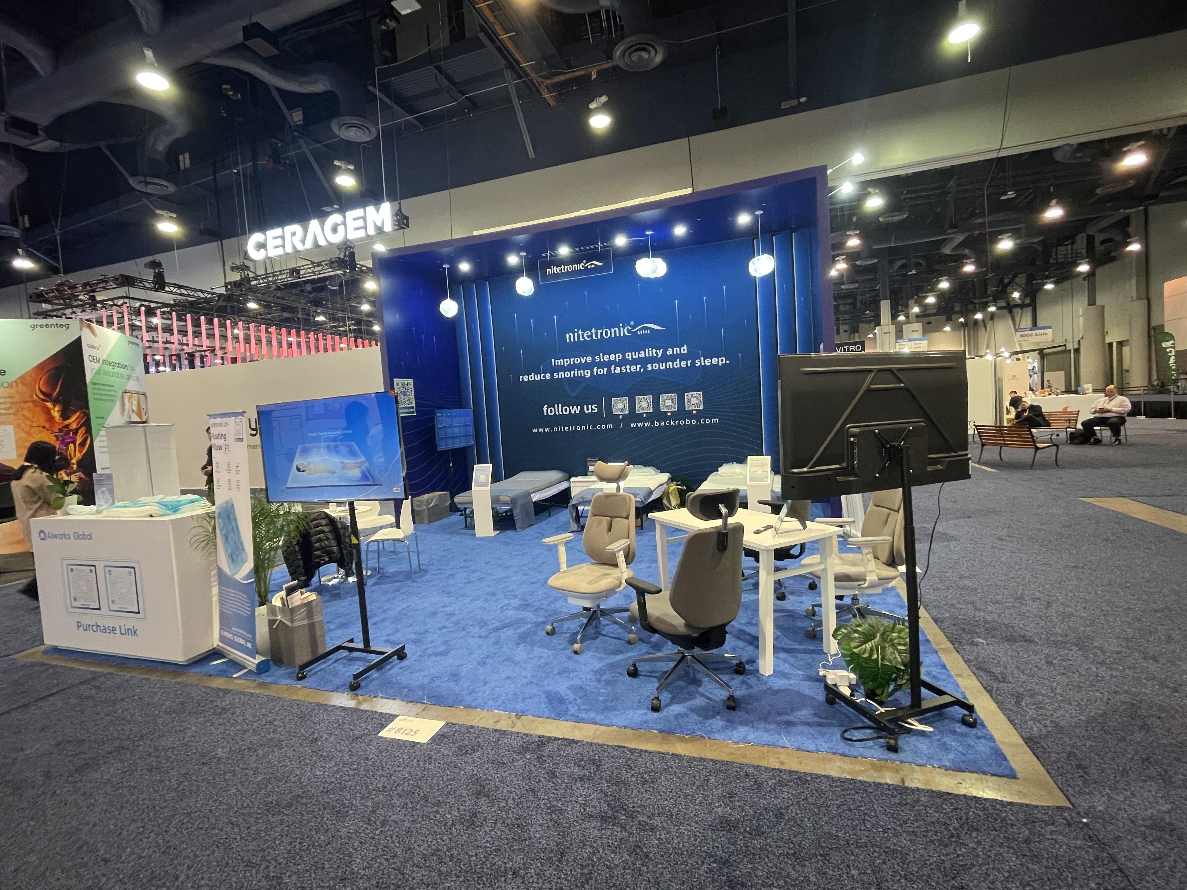 的科技水准,在展会的第一天即取得了国际友人的争先体验及意向合作