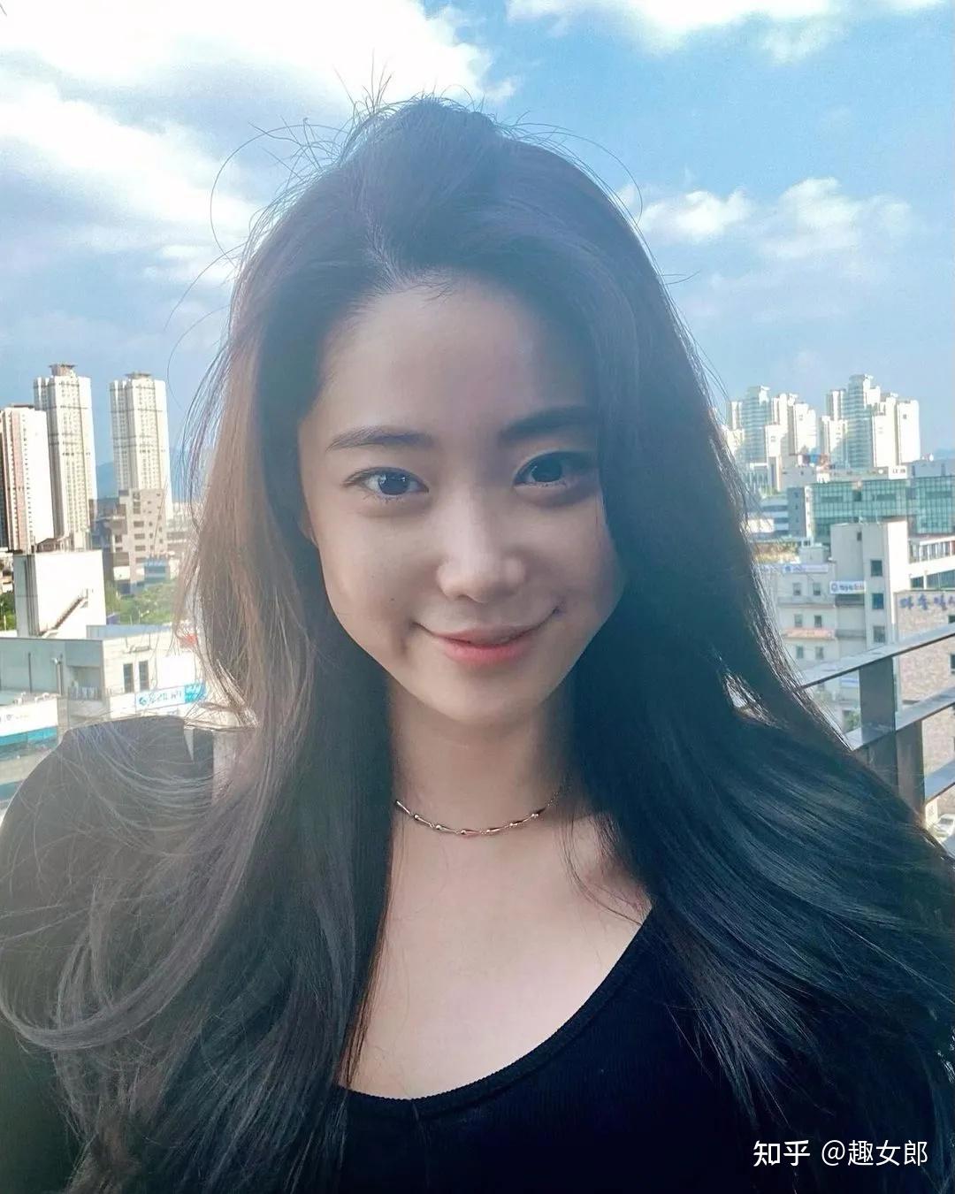 韩国甜甜小姐姐「한나」身材超会藏 - 知乎