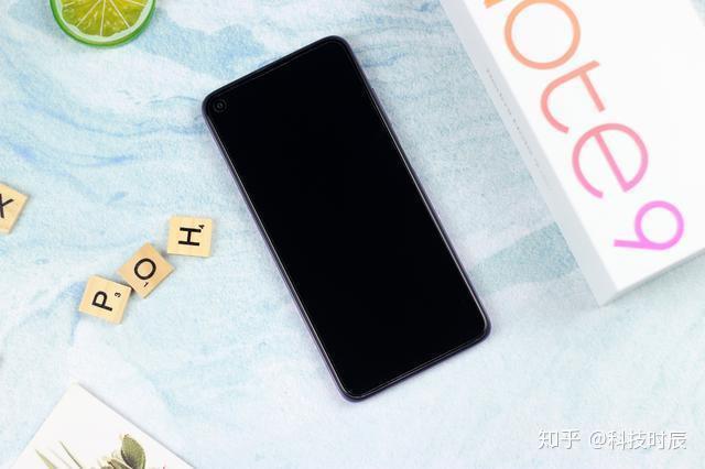 我之前是用過note 4的,真的可以說是中端機中的一代神機