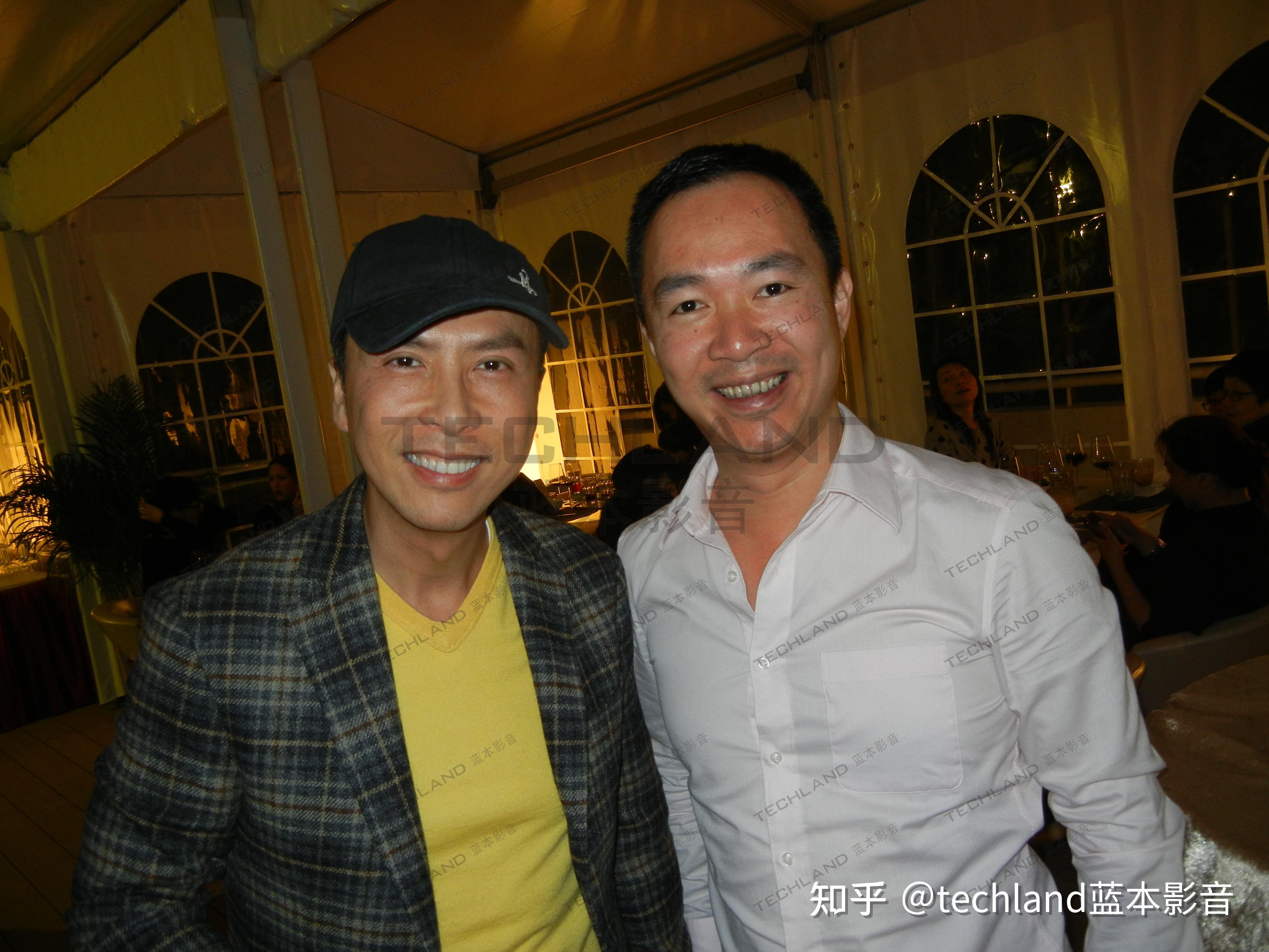 [me2米图]董事长李晓程与多位著名明星合影银鹭集团综合娱乐室喜之郎