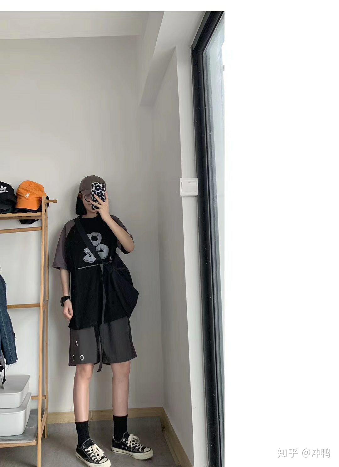 怎样叠西裤 v2-b1f60b4684303af180e829e0740d0102_r.jpg