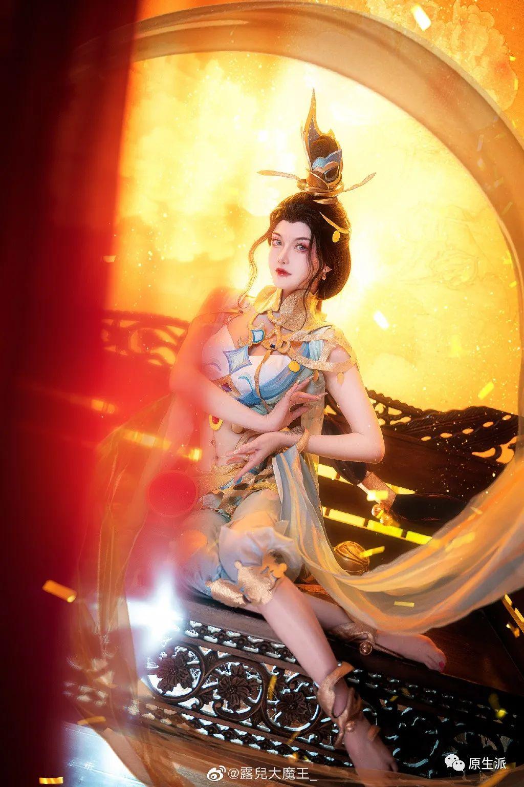 王者荣耀cos这个杨玉环看起来又凶又妩媚