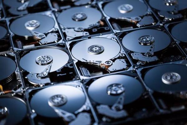 性能与成本的抉择 速度与容量的较量 新装机用户采用纯ssd好还是ssd Hdd好 知乎