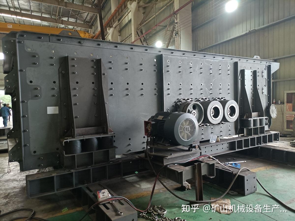 三轴椭圆振动筛