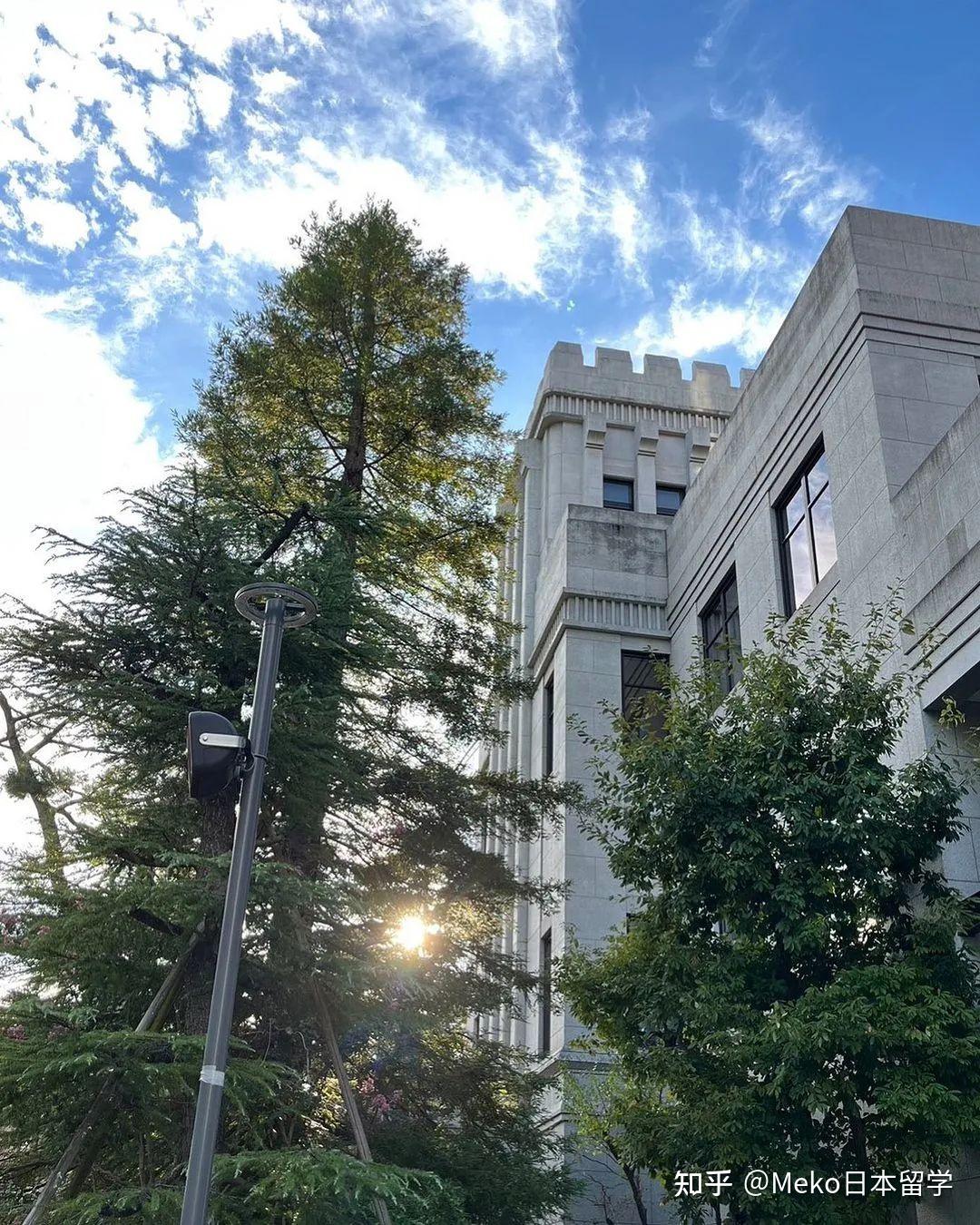 jp甲南大学早已不是什么"冷门"大学,随着近年来报考甲南大学的外国人