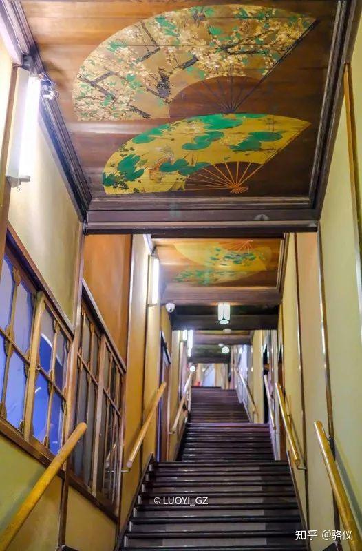 住进《千与千寻》的油屋是什么样一种体验?