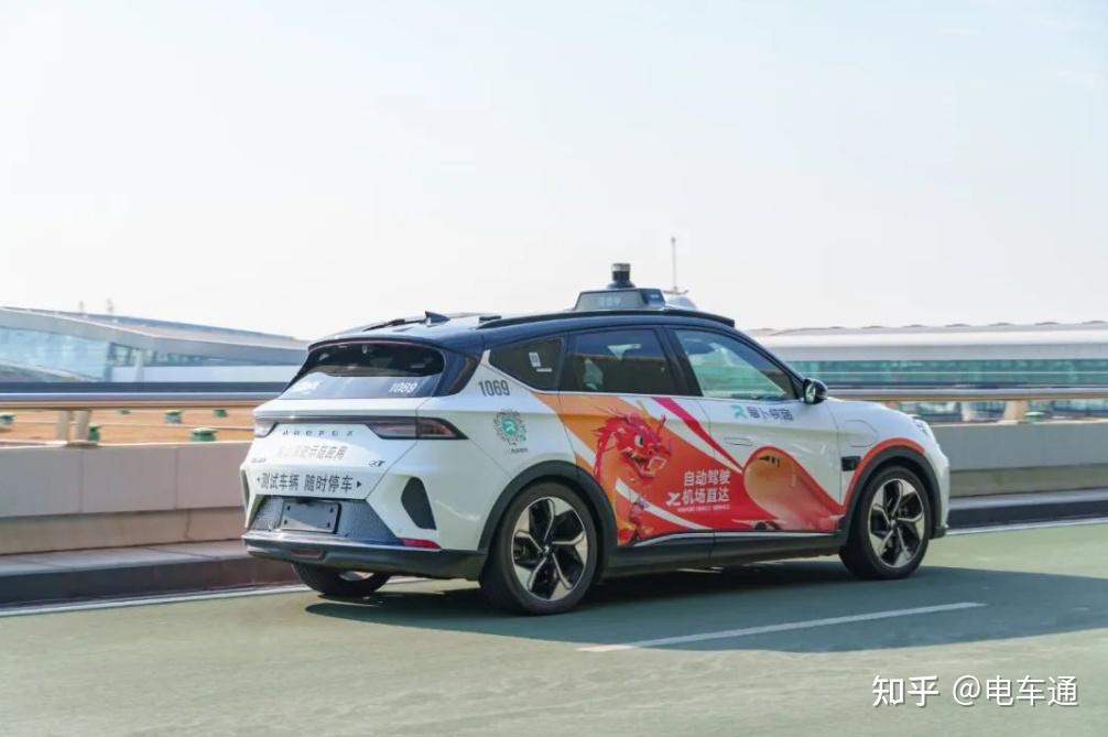 跟进,2018年12月文远知行就在广州南沙落地测试车队,两年后的2021年