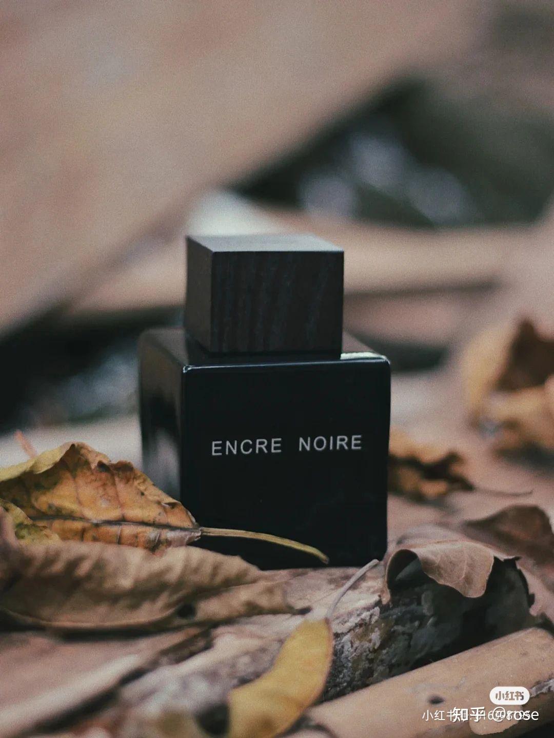 相册 莱俪 墨恋 Lalique Encre Noire, 2006_香水时代