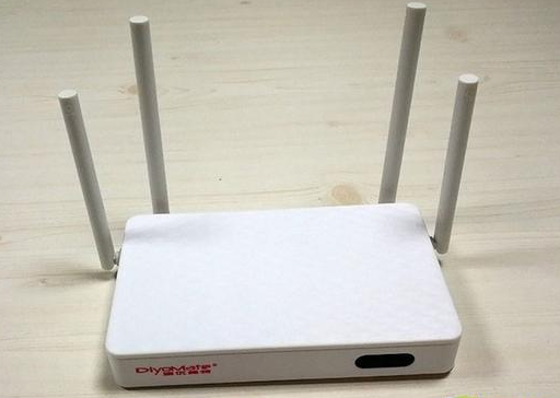 迪优美特x5盒子上看银河护卫队2用蜜蜂视频