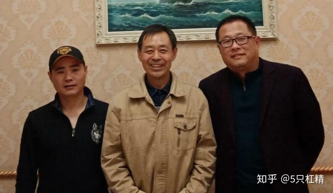 最近马保国与电影《少年功夫王》编剧,导演郑阳,联合出品人王建刚一起